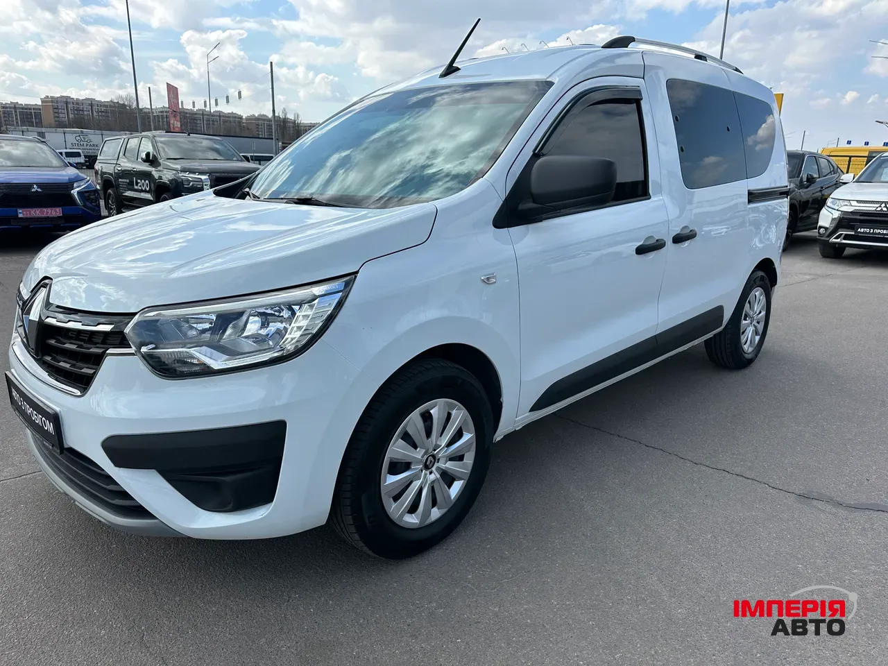 Renault Express - фото 3