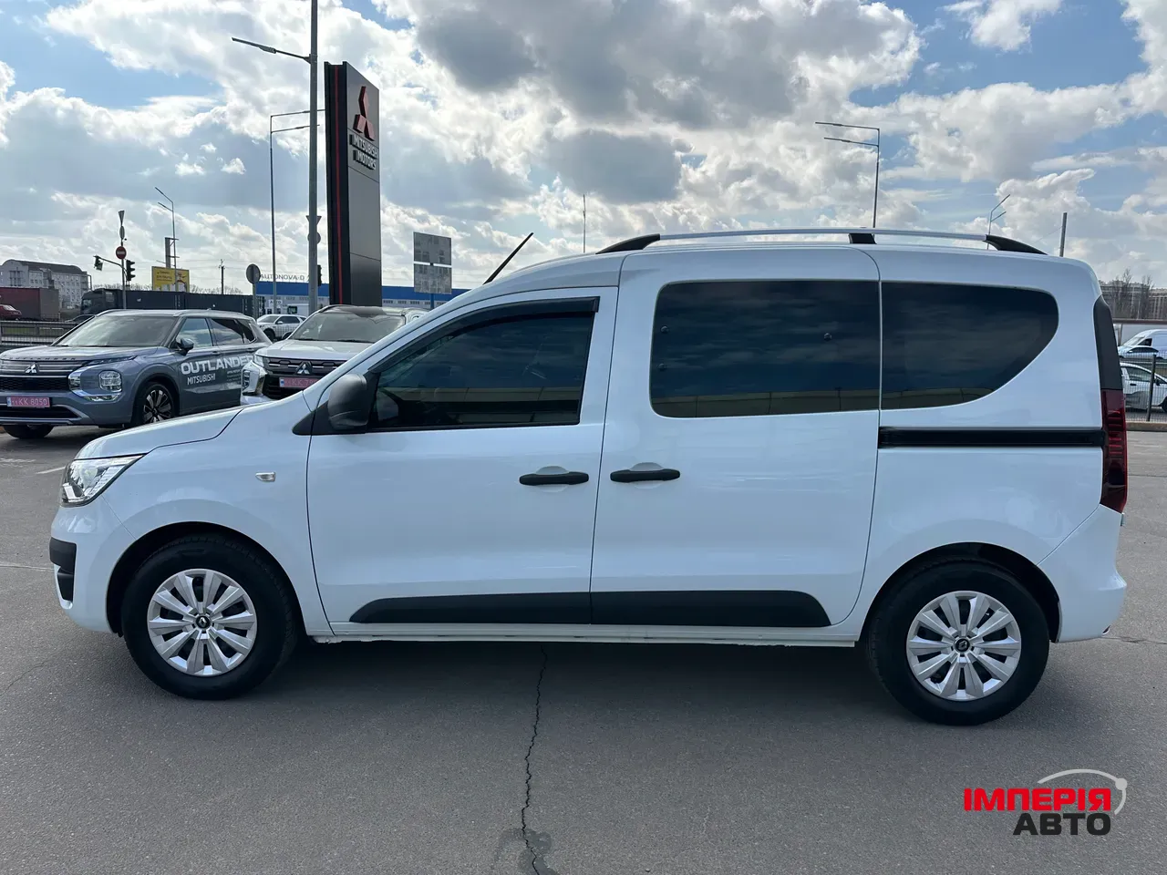 Renault Express - фото 4