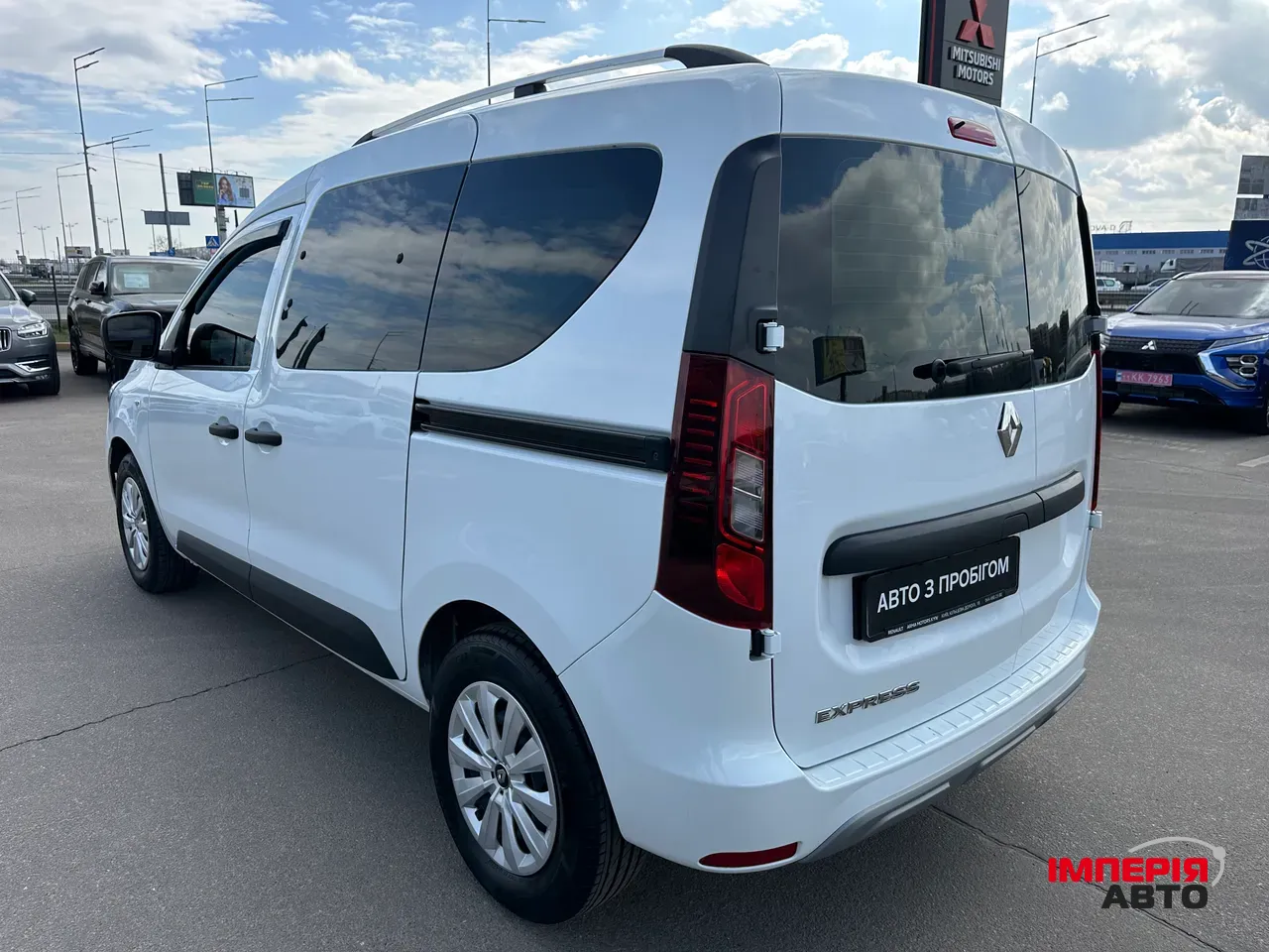 Renault Express - фото 5