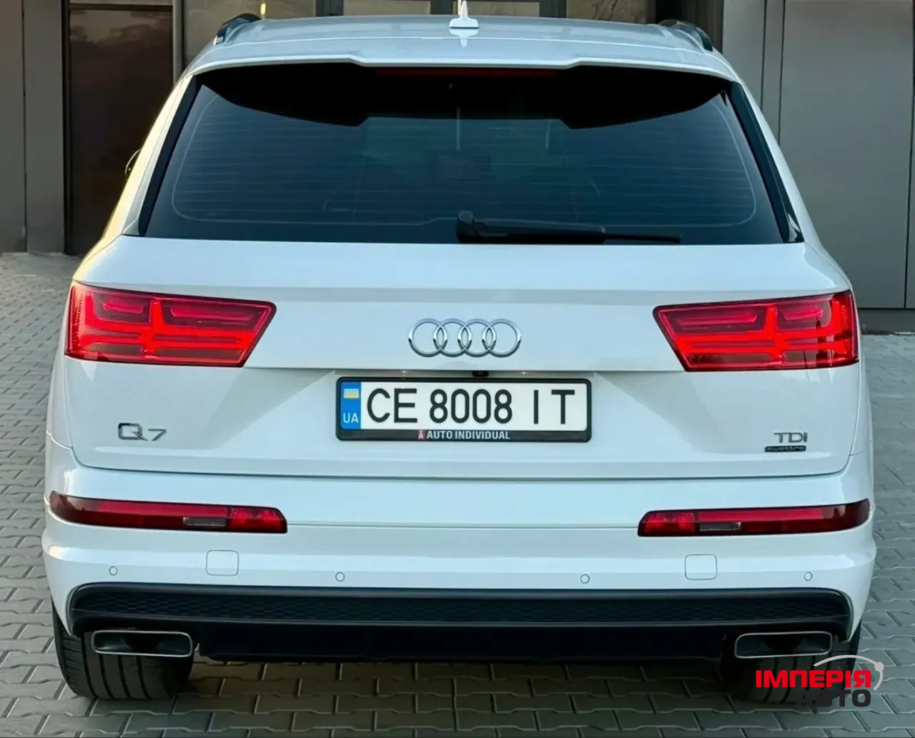 Audi Q7 - фото 8