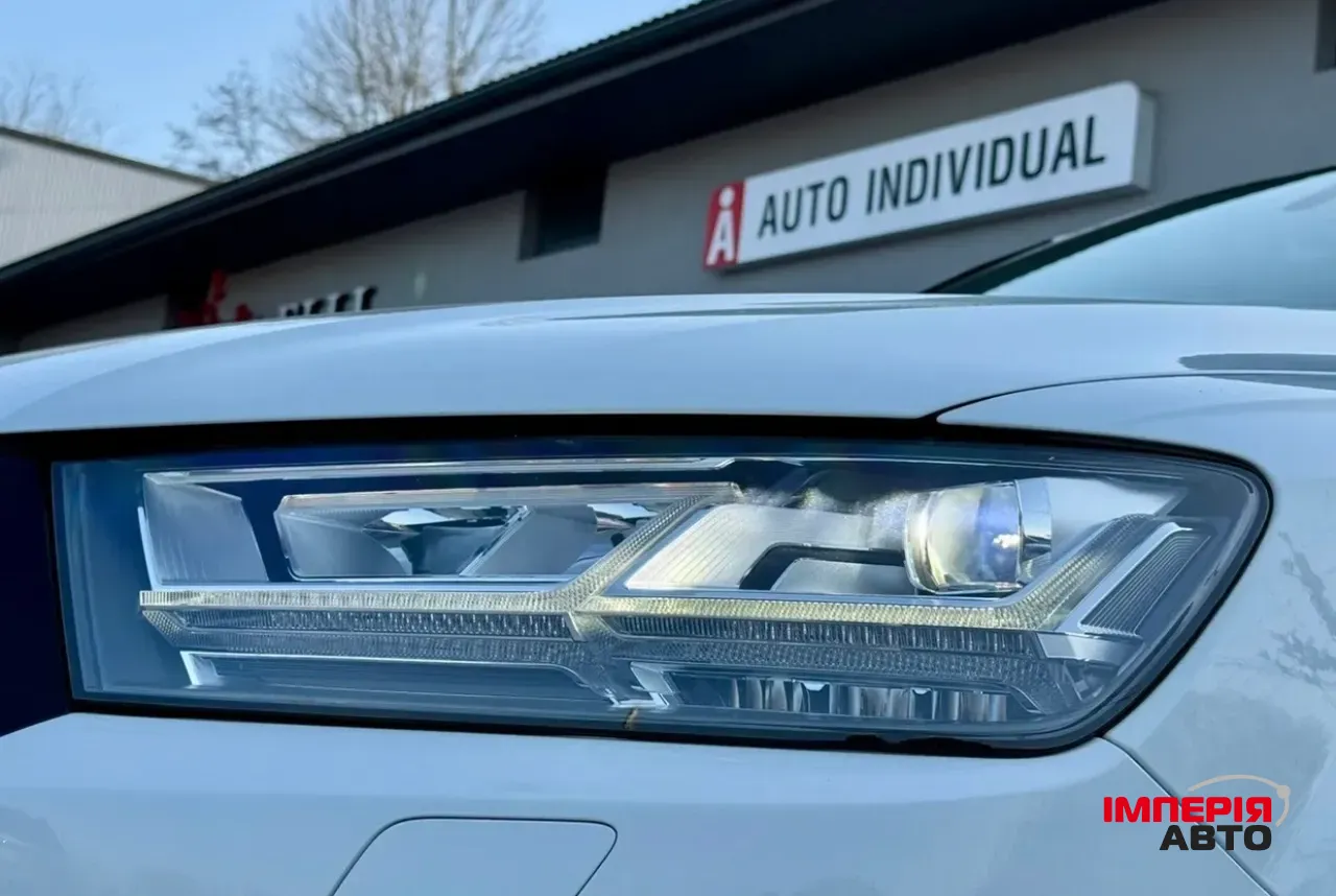 Audi Q7 - фото 9