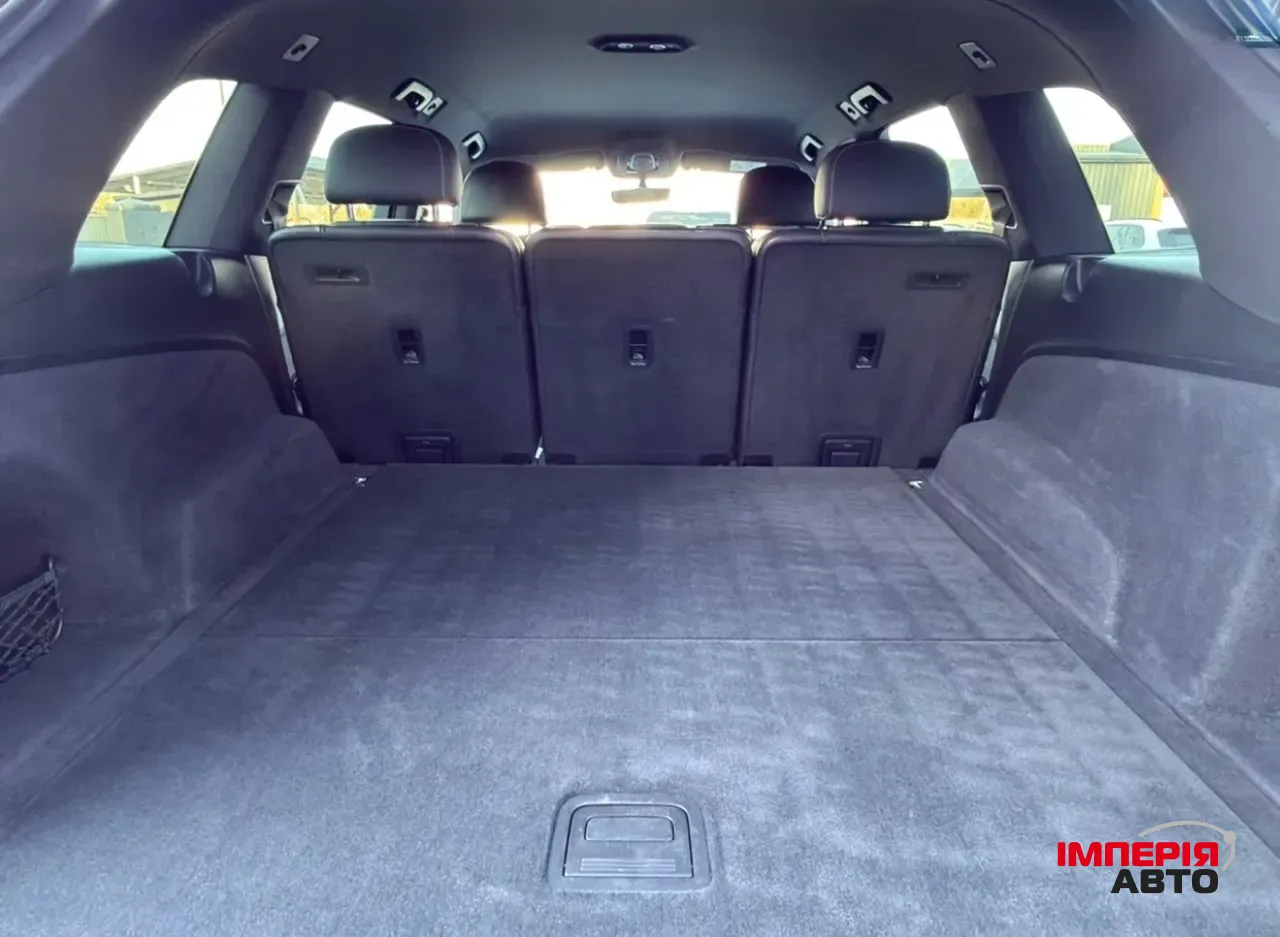 Audi Q7 - фото 18