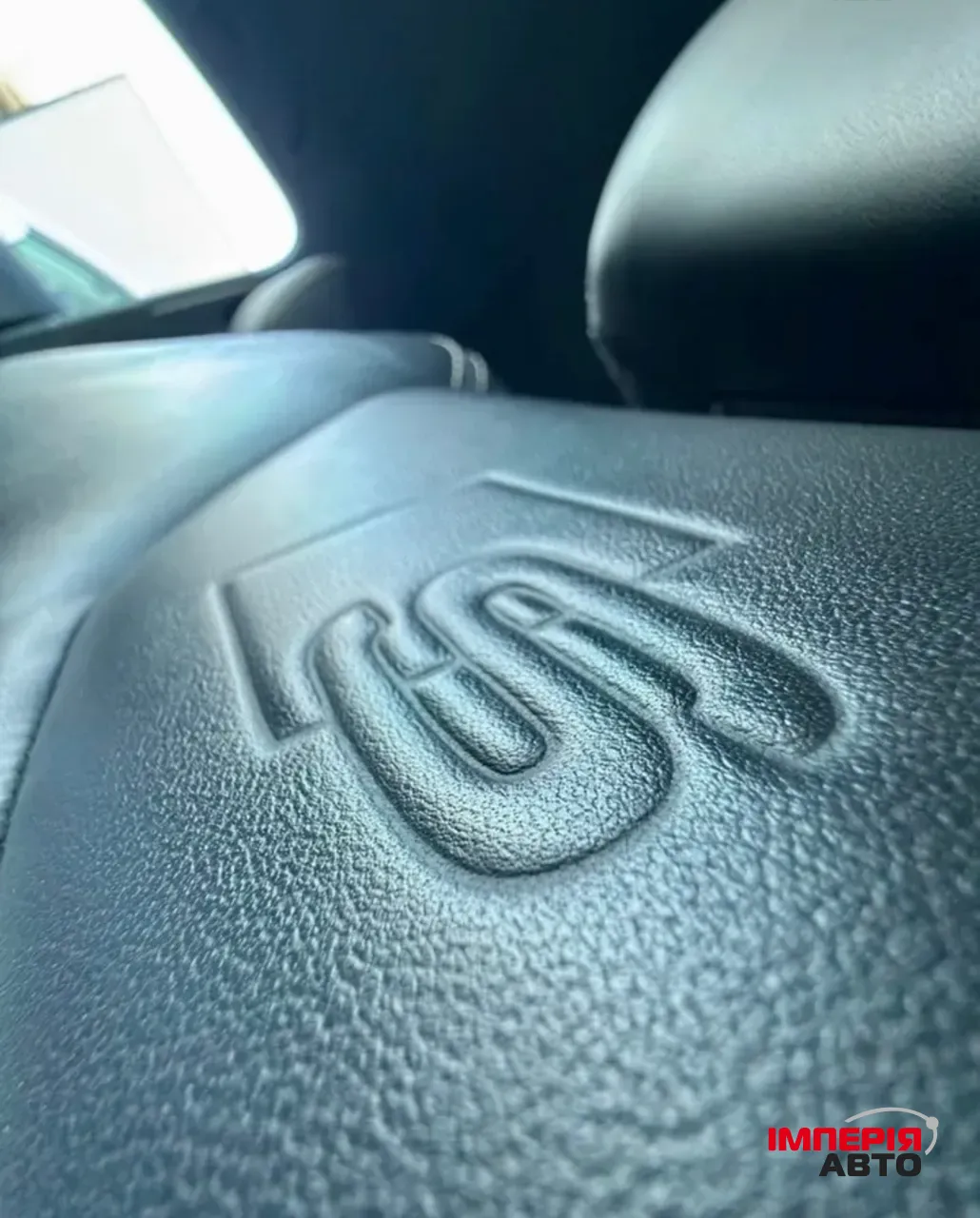 Audi Q7 - фото 30