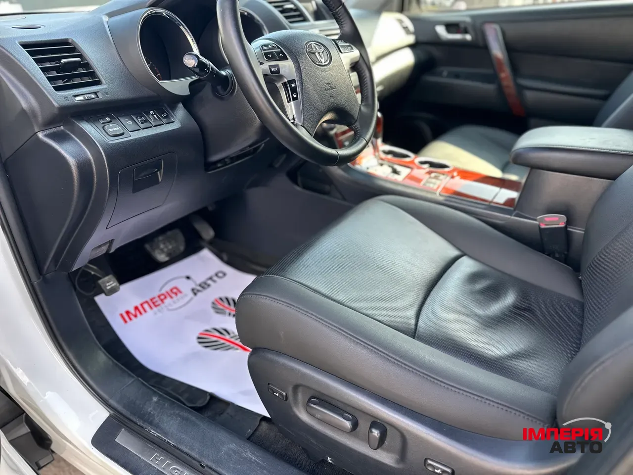 Toyota Highlander - фото 15
