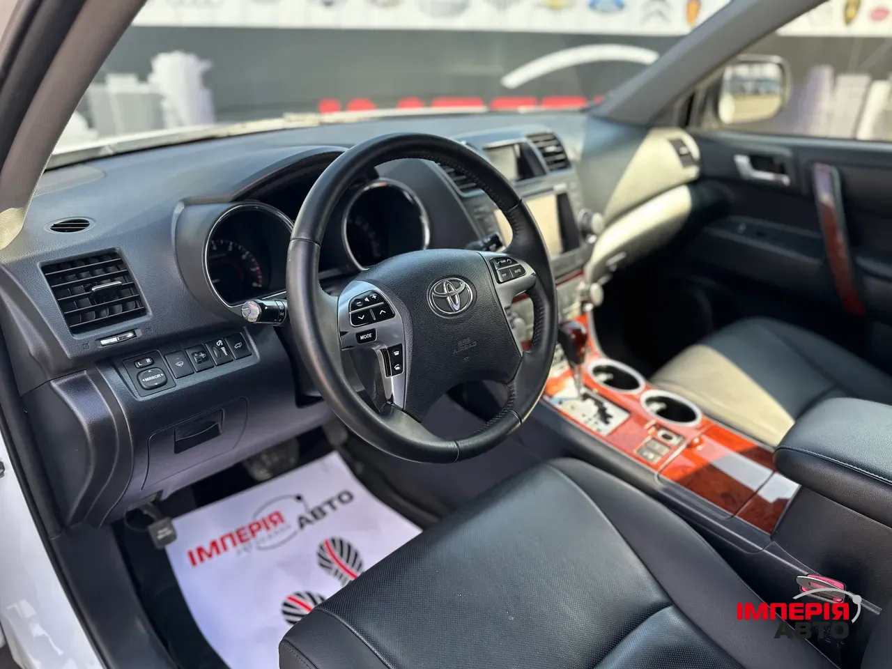 Toyota Highlander - фото 16