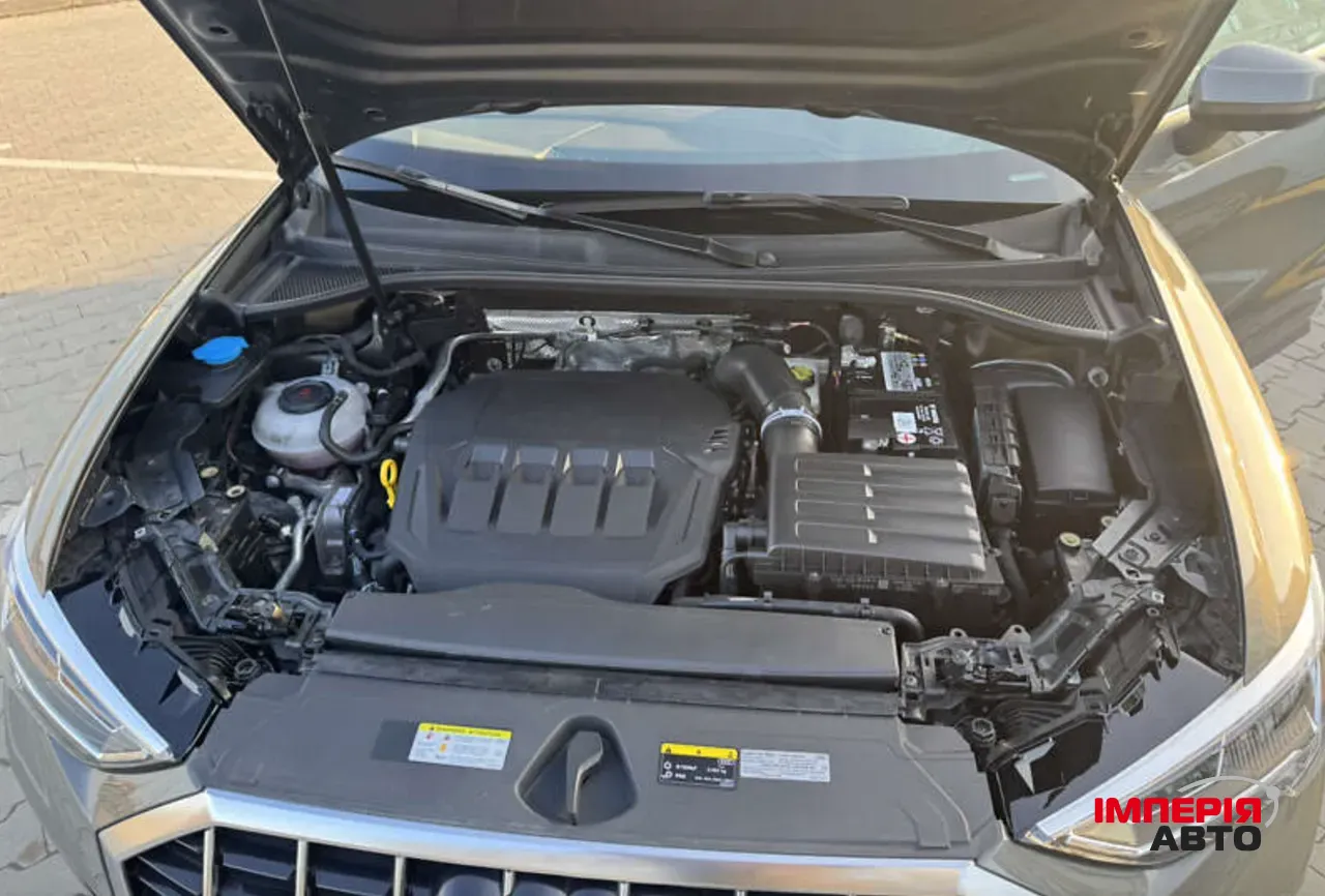 Audi Q3 - фото 13