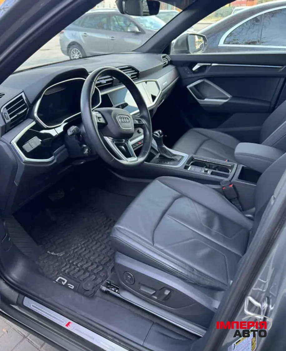 Audi Q3 - фото 10