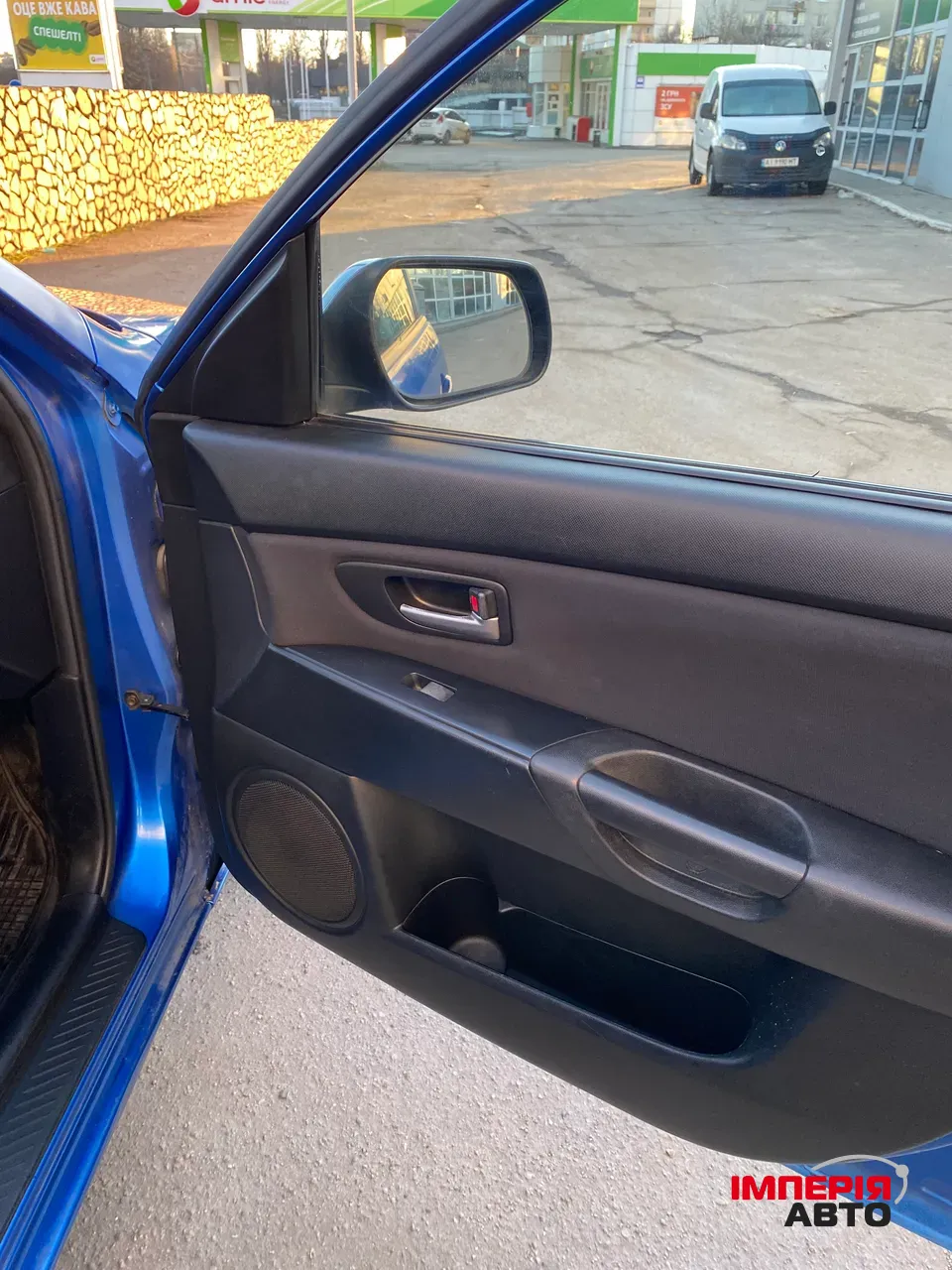 Mazda 3 - фото 16