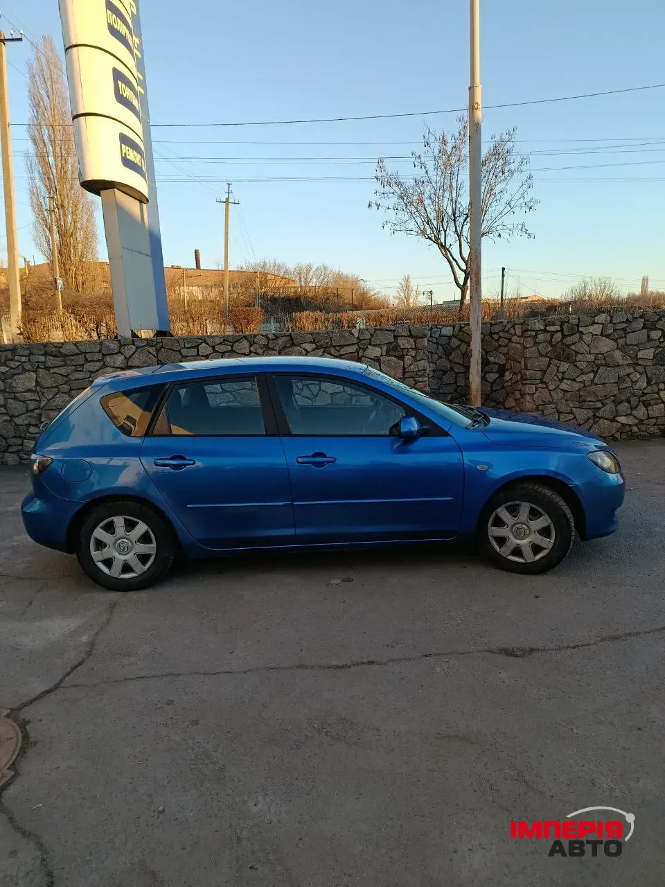 Mazda 3 - фото 4