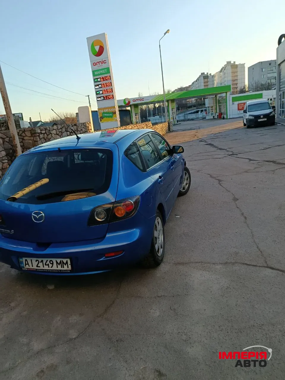 Mazda 3 - фото 5