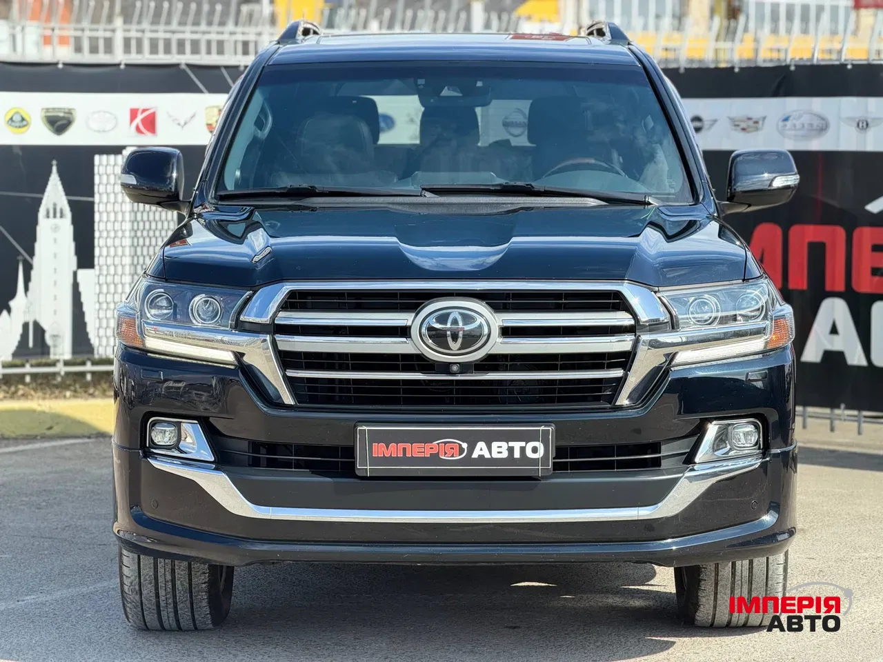 Toyota Land Cruiser - фото 3