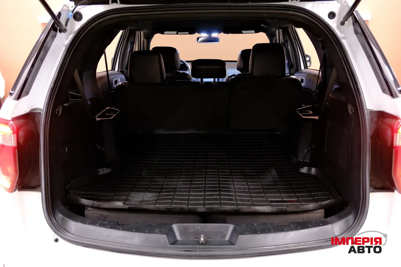 Ford Explorer - фото 9