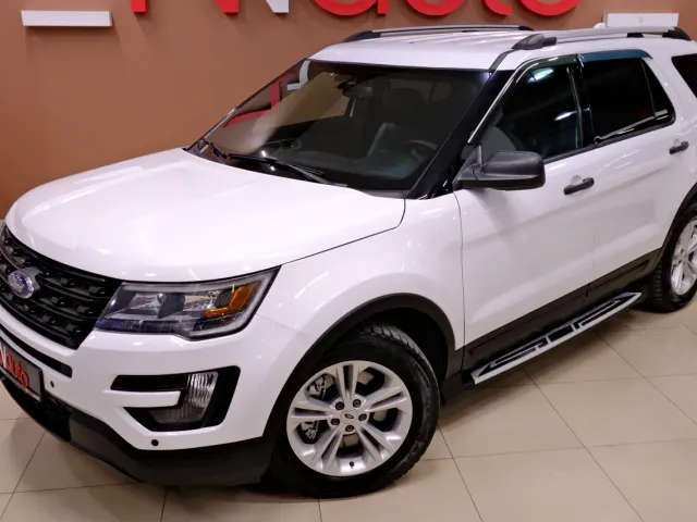 Ford Explorer - фото 2