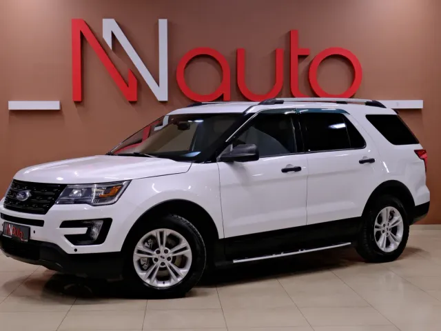 Ford Explorer - фото 1