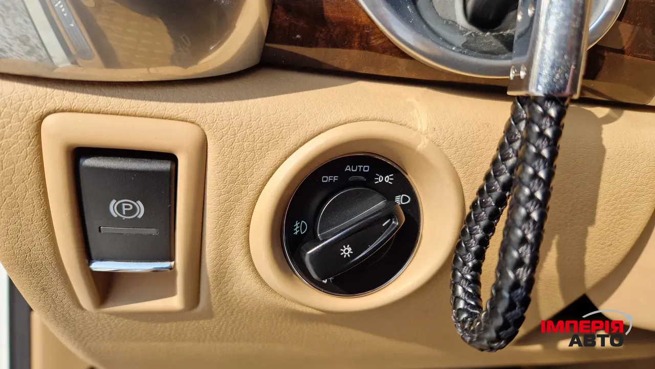 Porsche Cayenne - фото 19