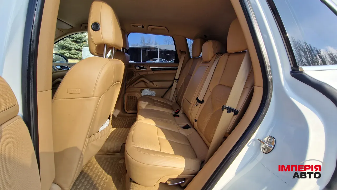 Porsche Cayenne - фото 27