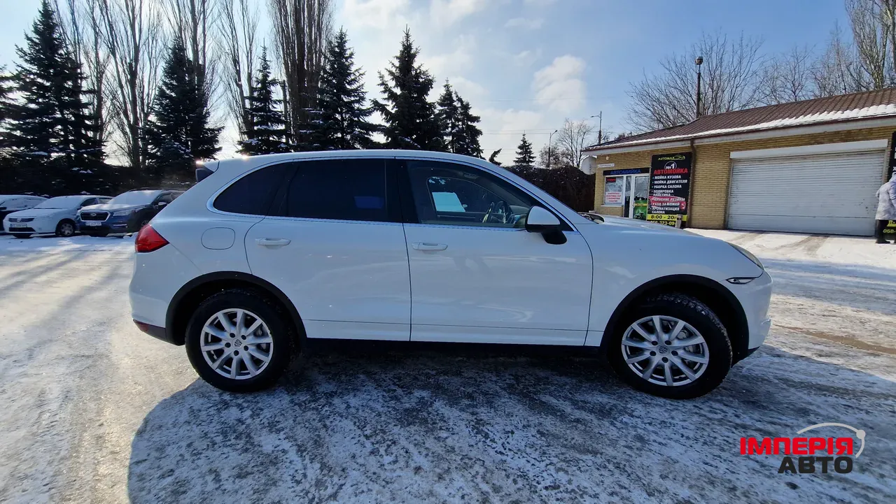 Porsche Cayenne - фото 3