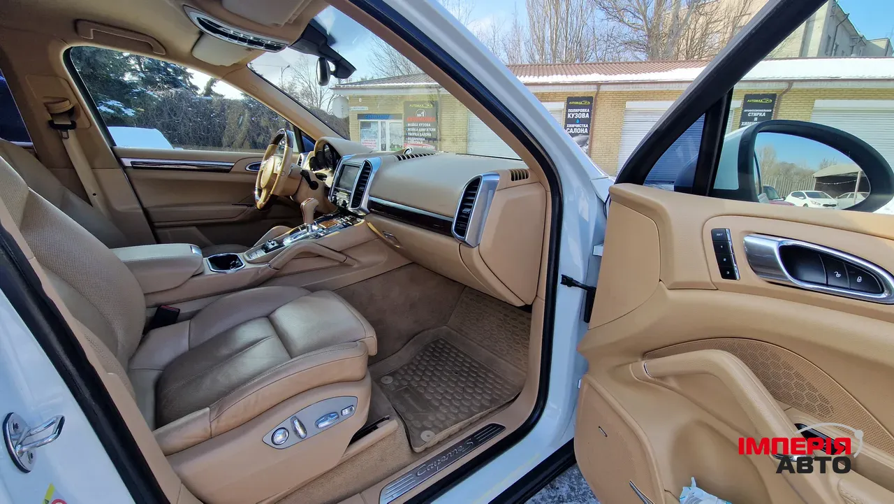 Porsche Cayenne - фото 32