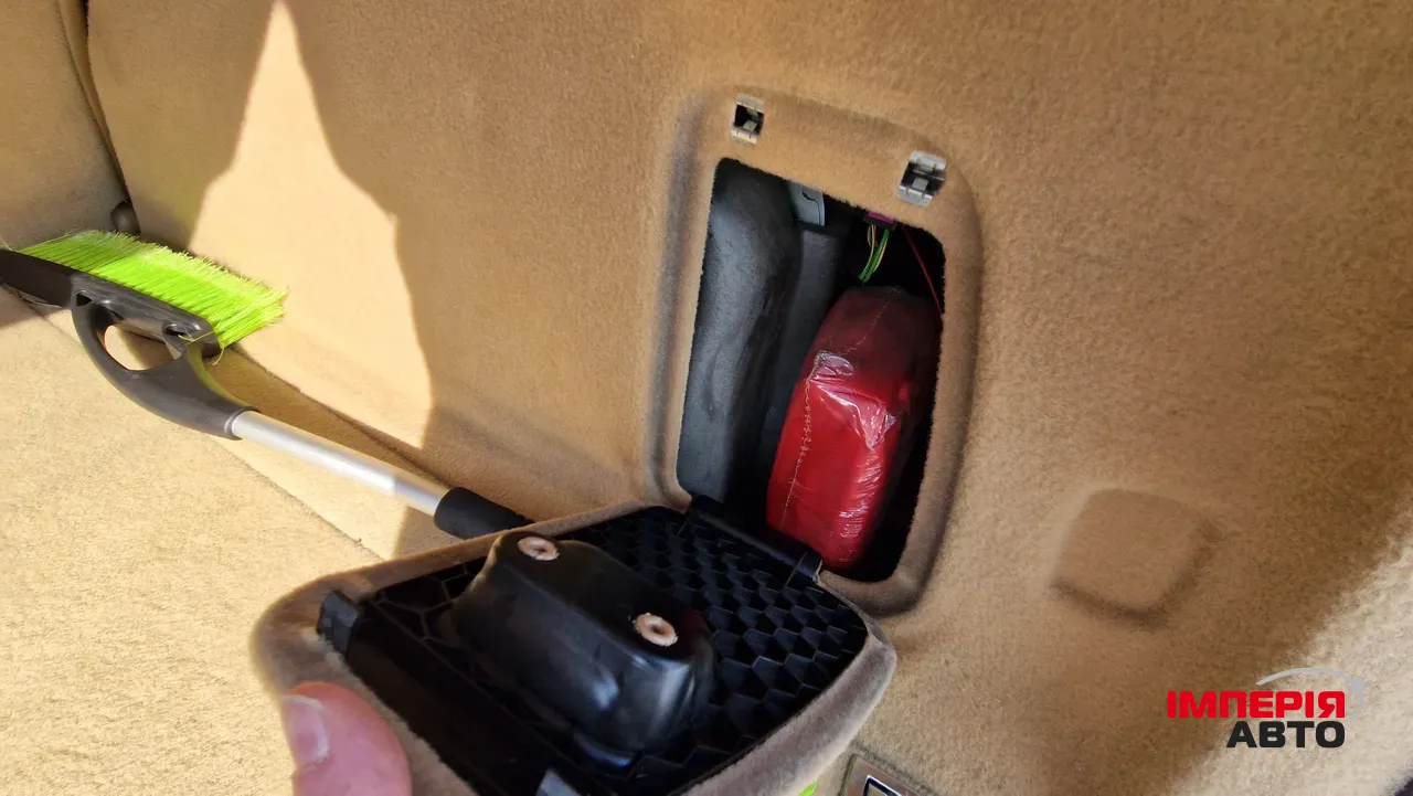 Porsche Cayenne - фото 36