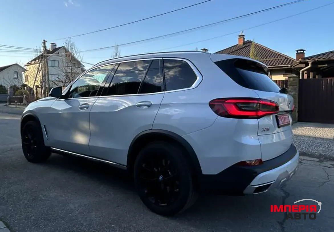 BMW X5 - фото 4