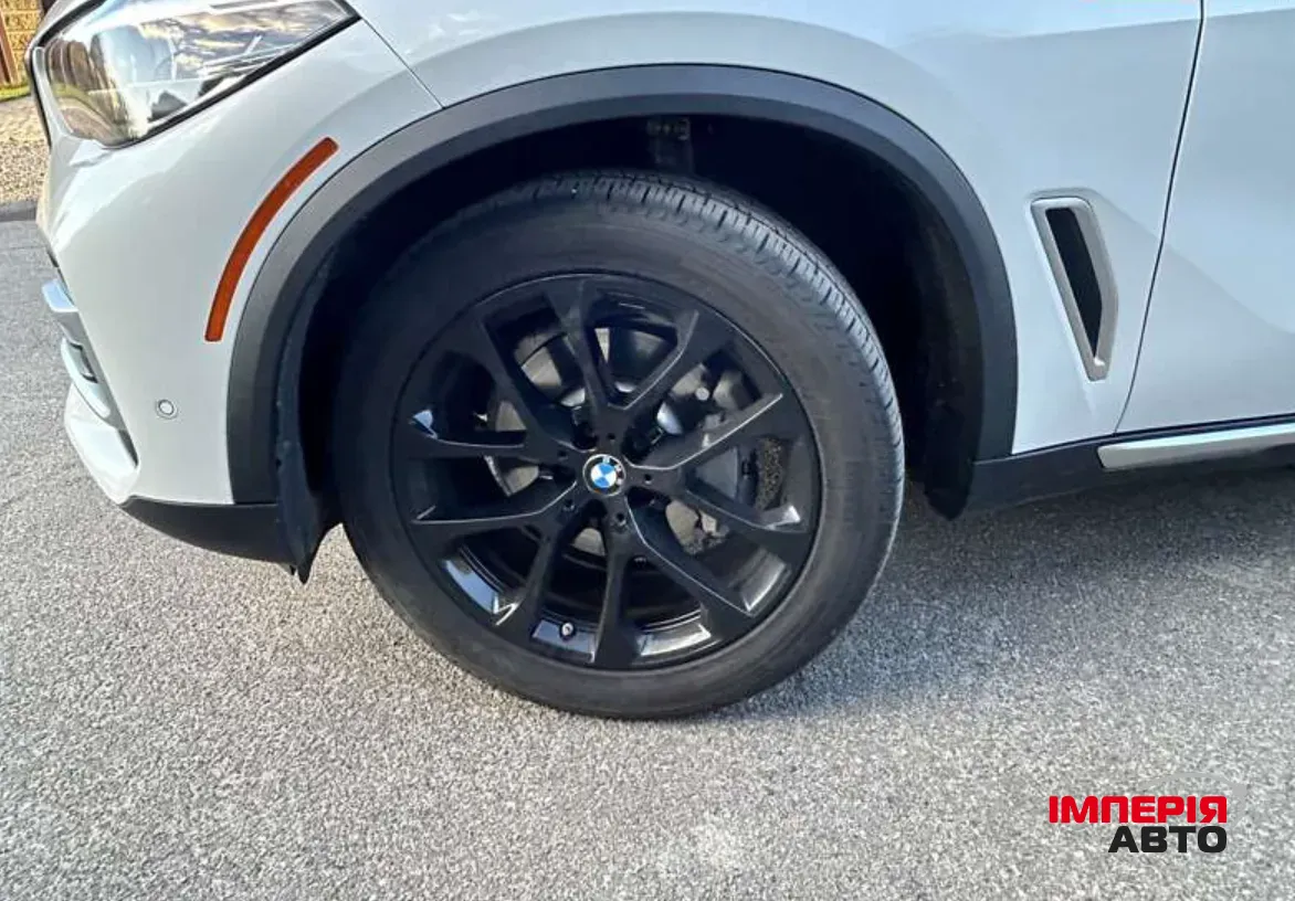 BMW X5 - фото 6