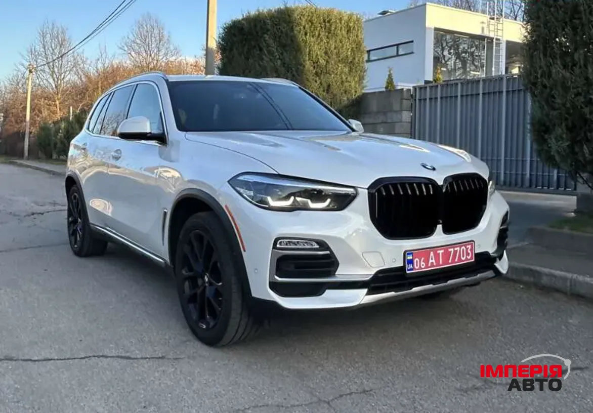 BMW X5 - фото 1