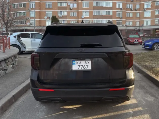 Ford Explorer - фото 4