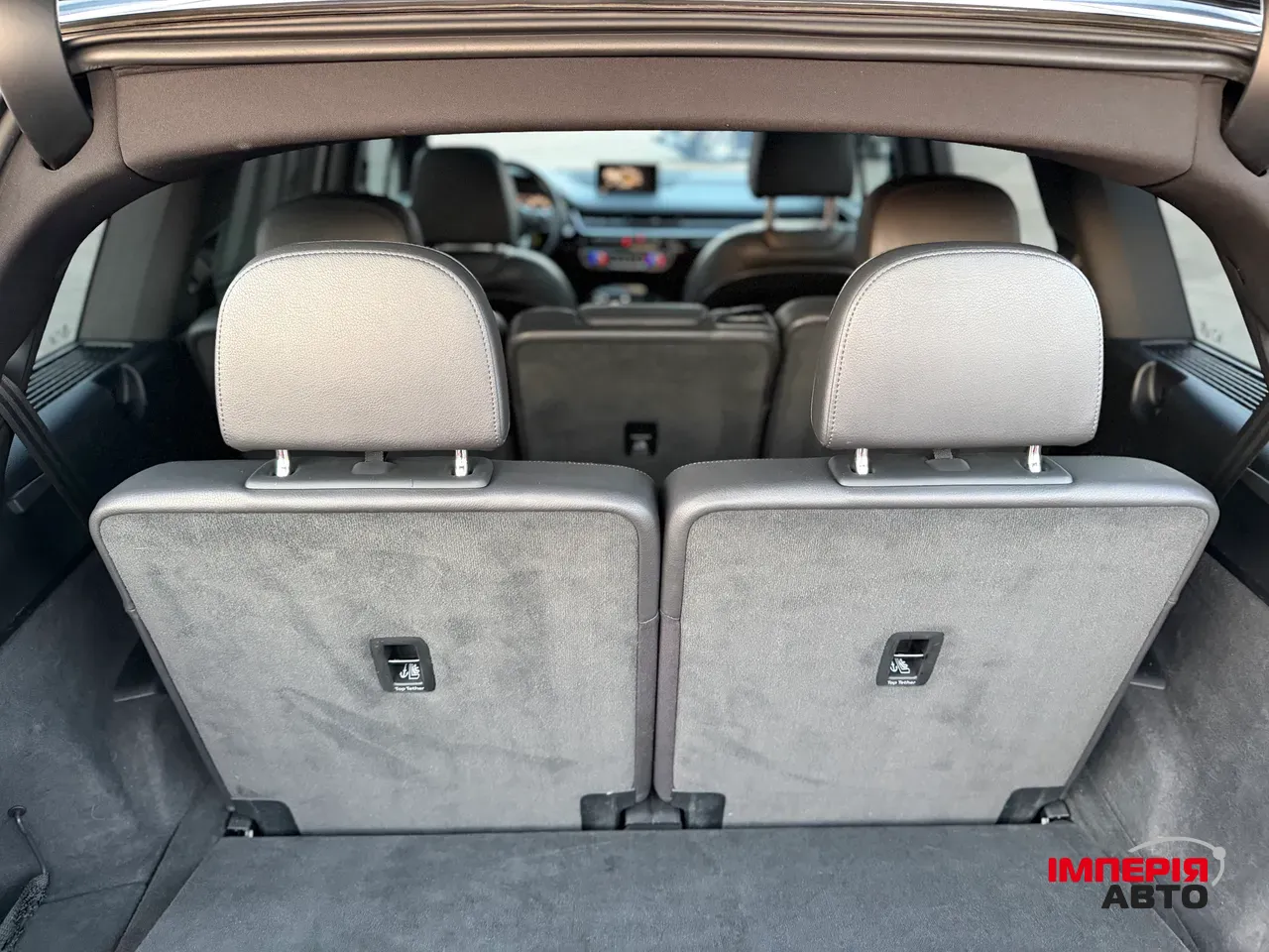 Audi Q7 - фото 21
