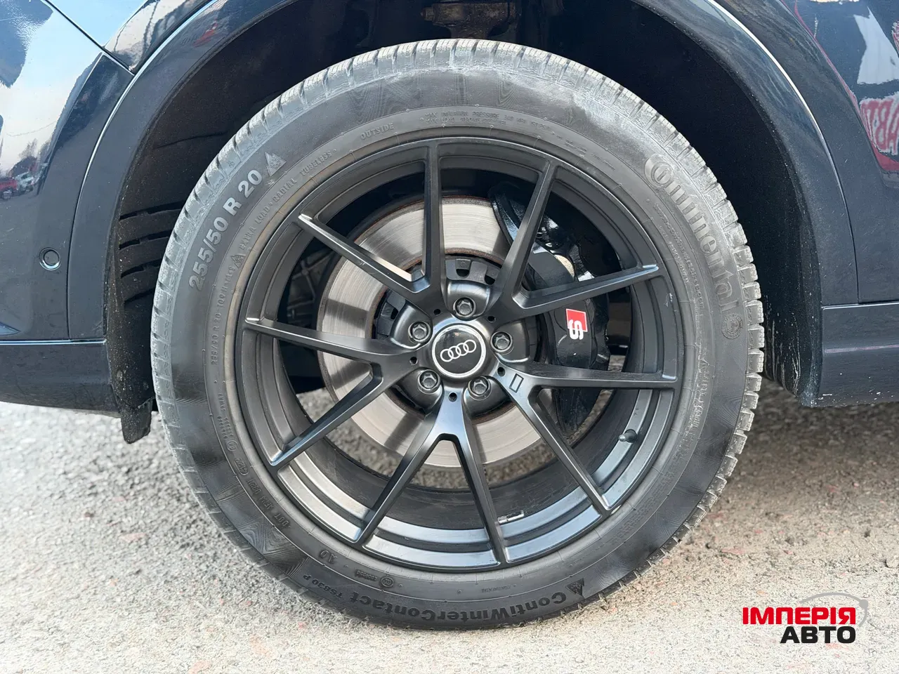 Audi Q7 - фото 4