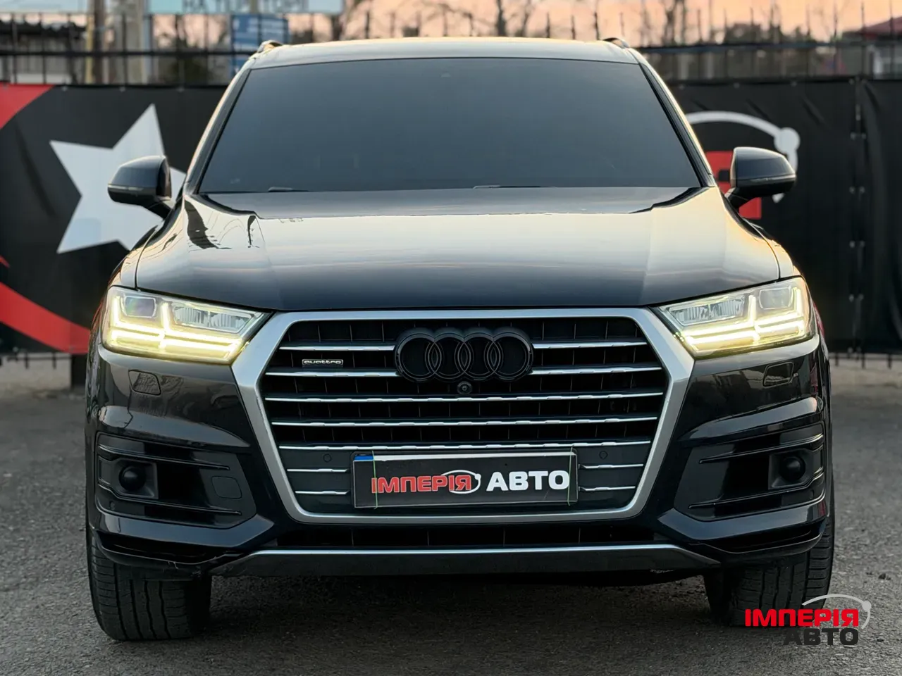 Audi Q7 - фото 2