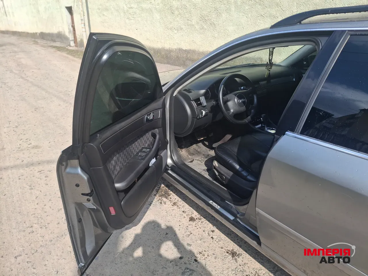 Audi A6 - фото 12