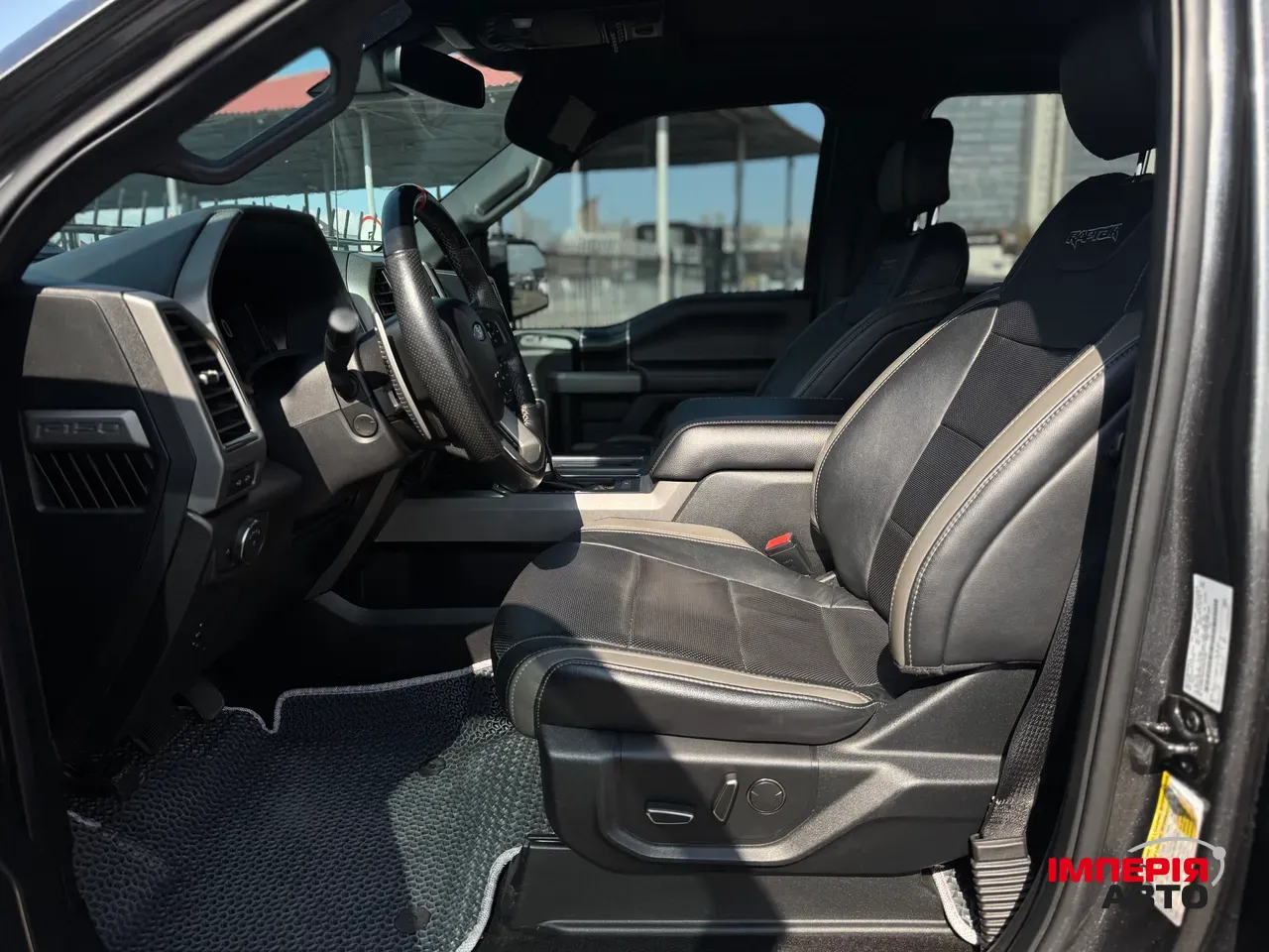 Ford F-150 - фото 10