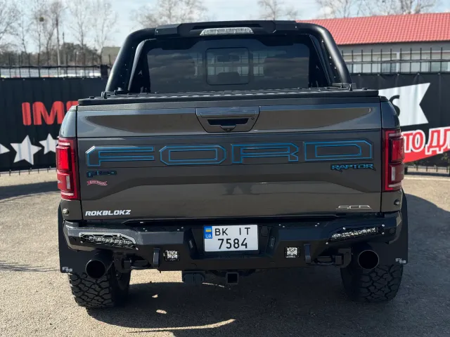 Ford F-150 - фото 4