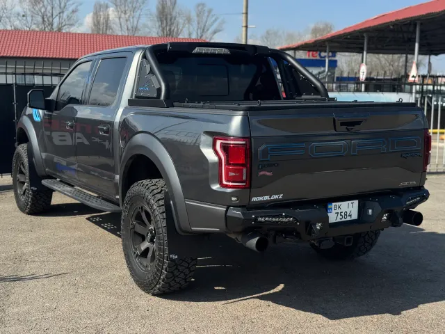 Ford F-150 - фото 3