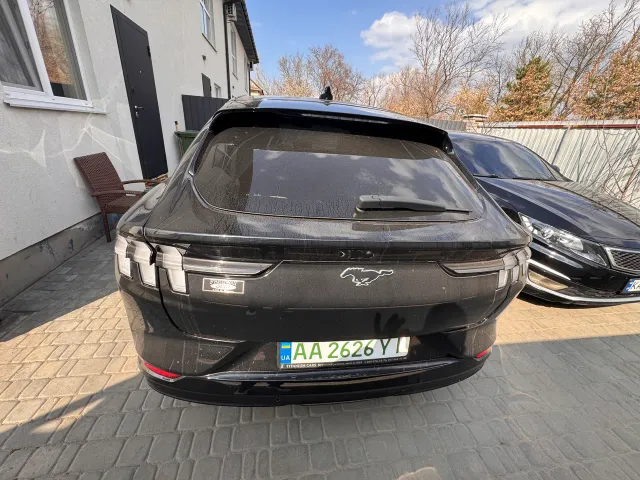 Ford Mustang Mach-E - фото 3