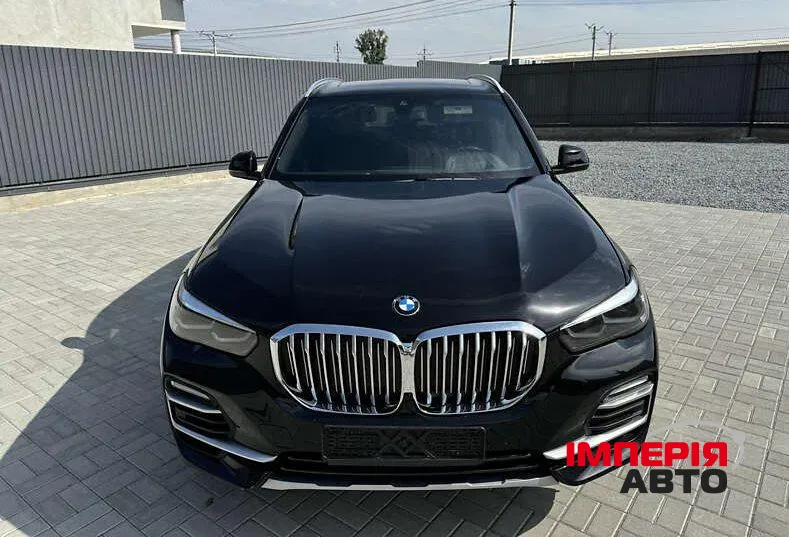 BMW X5 - фото 2