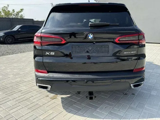 BMW X5 - фото 5