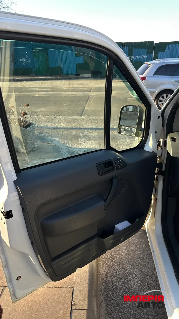 Ford Transit Connect - фото 20