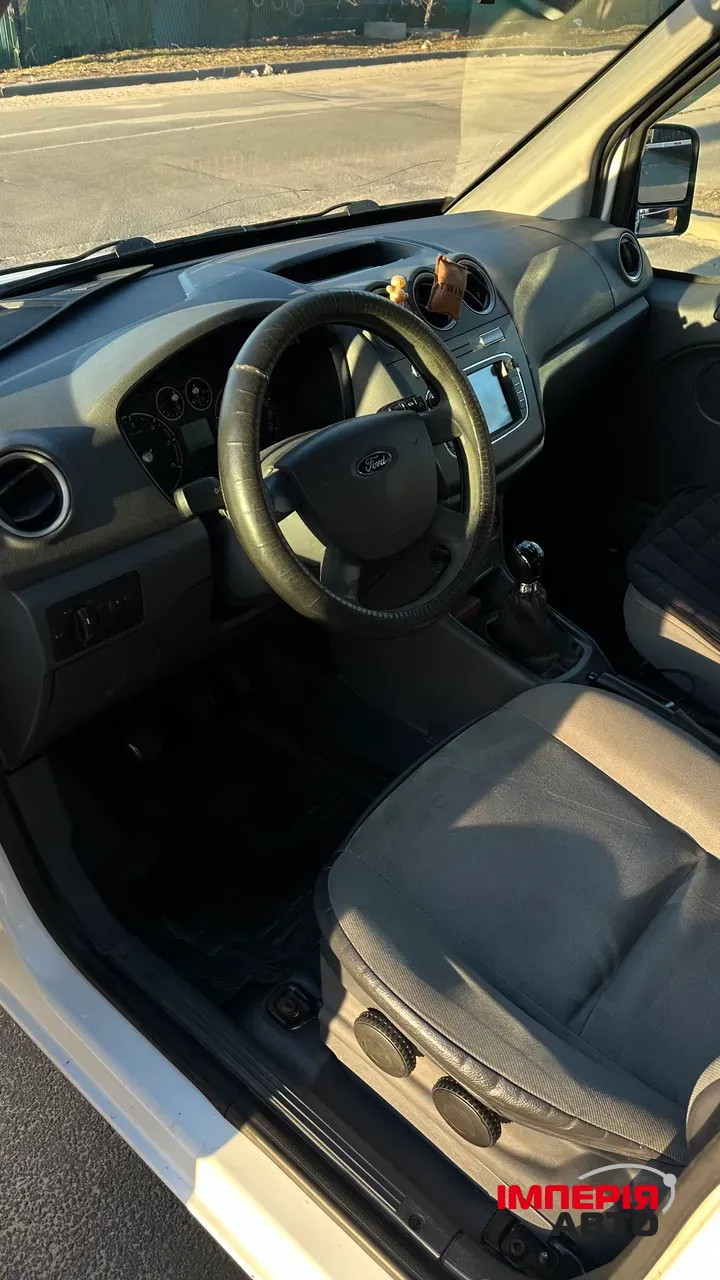 Ford Transit Connect - фото 22