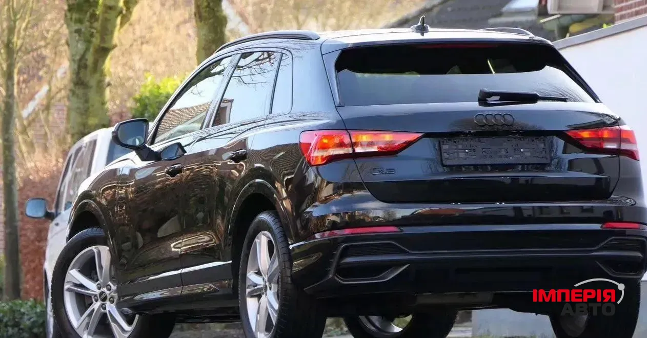 Audi Q3 - фото 3