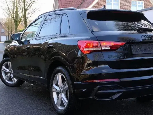 Audi Q3 - фото 4