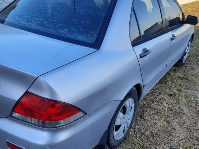 Mitsubishi Lancer - фото 2