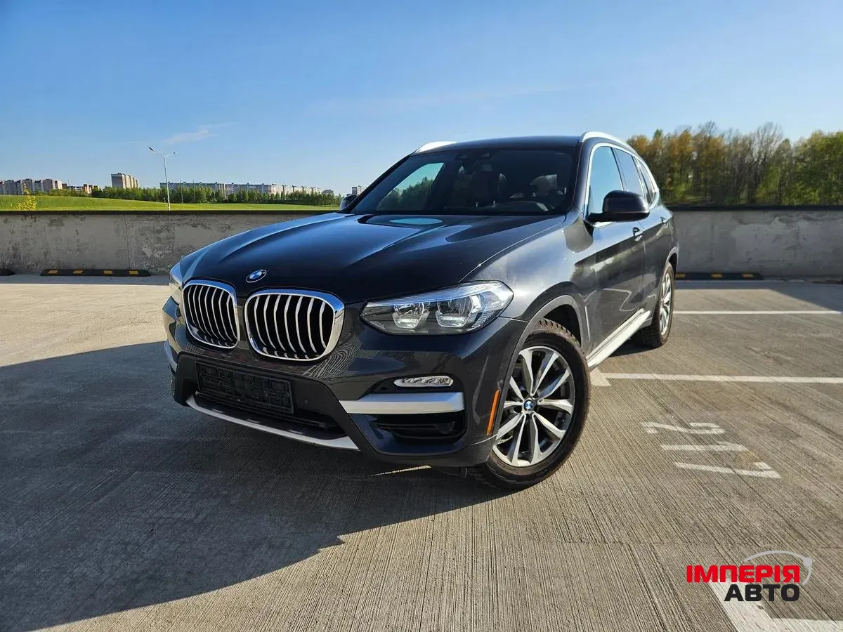 BMW X3 - фото 1
