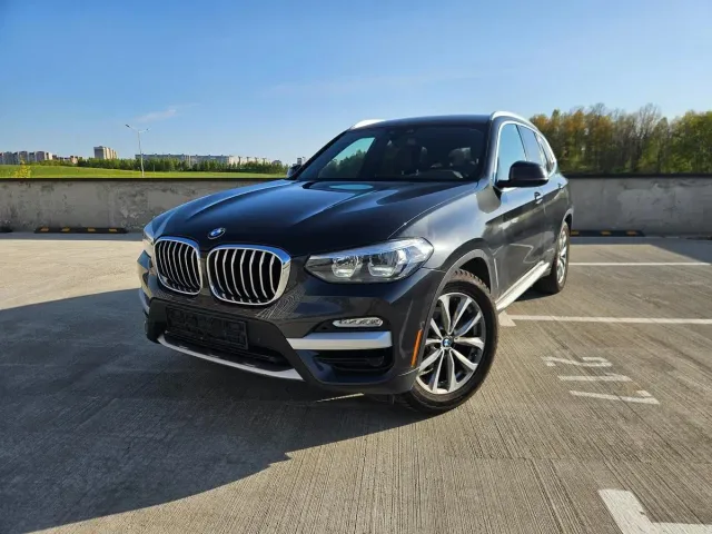 BMW X3 - фото 1