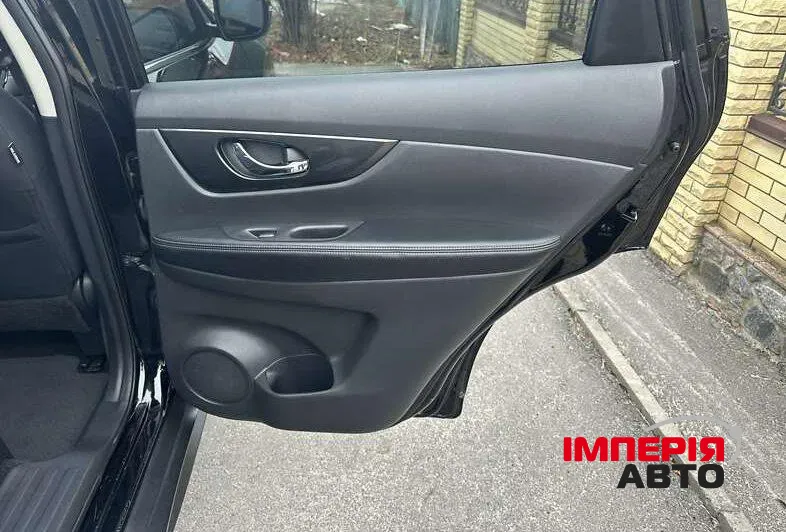 Nissan Rogue - фото 14