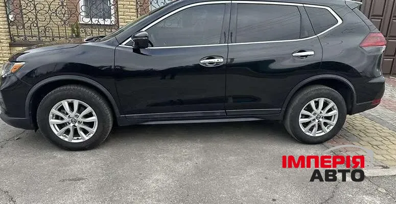 Nissan Rogue - фото 4