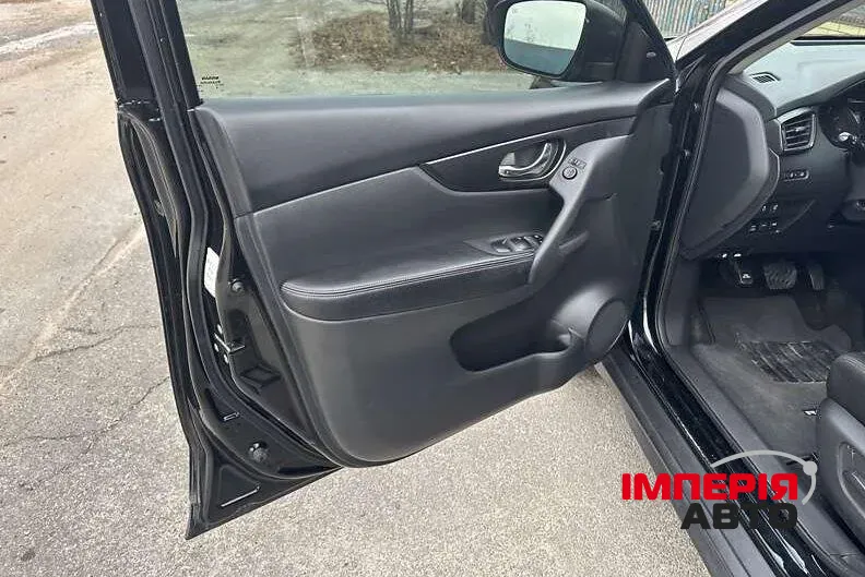 Nissan Rogue - фото 8