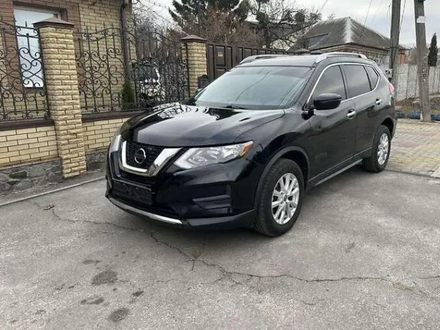 Nissan Rogue - фото 1