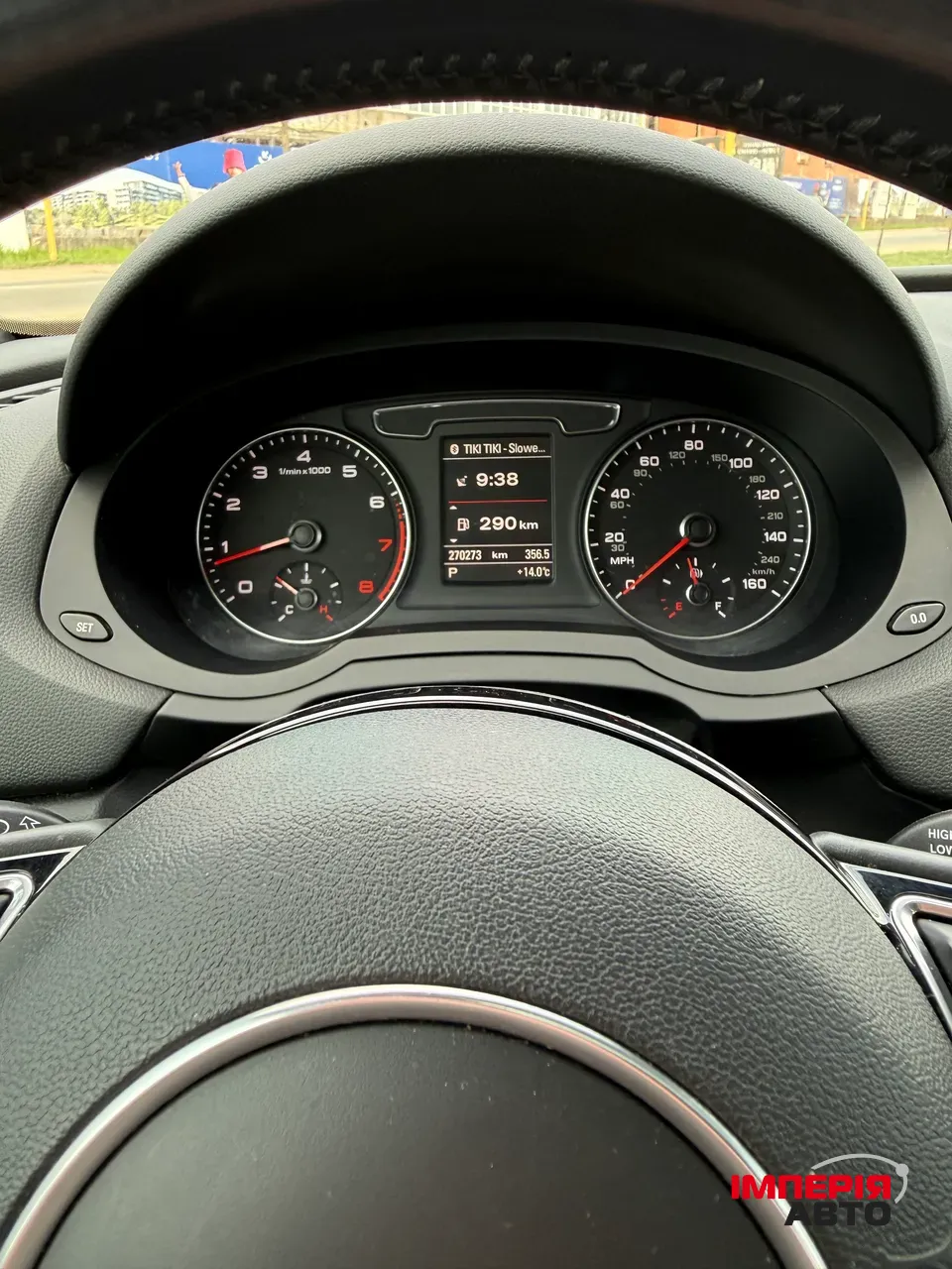 Audi Q3 - фото 8