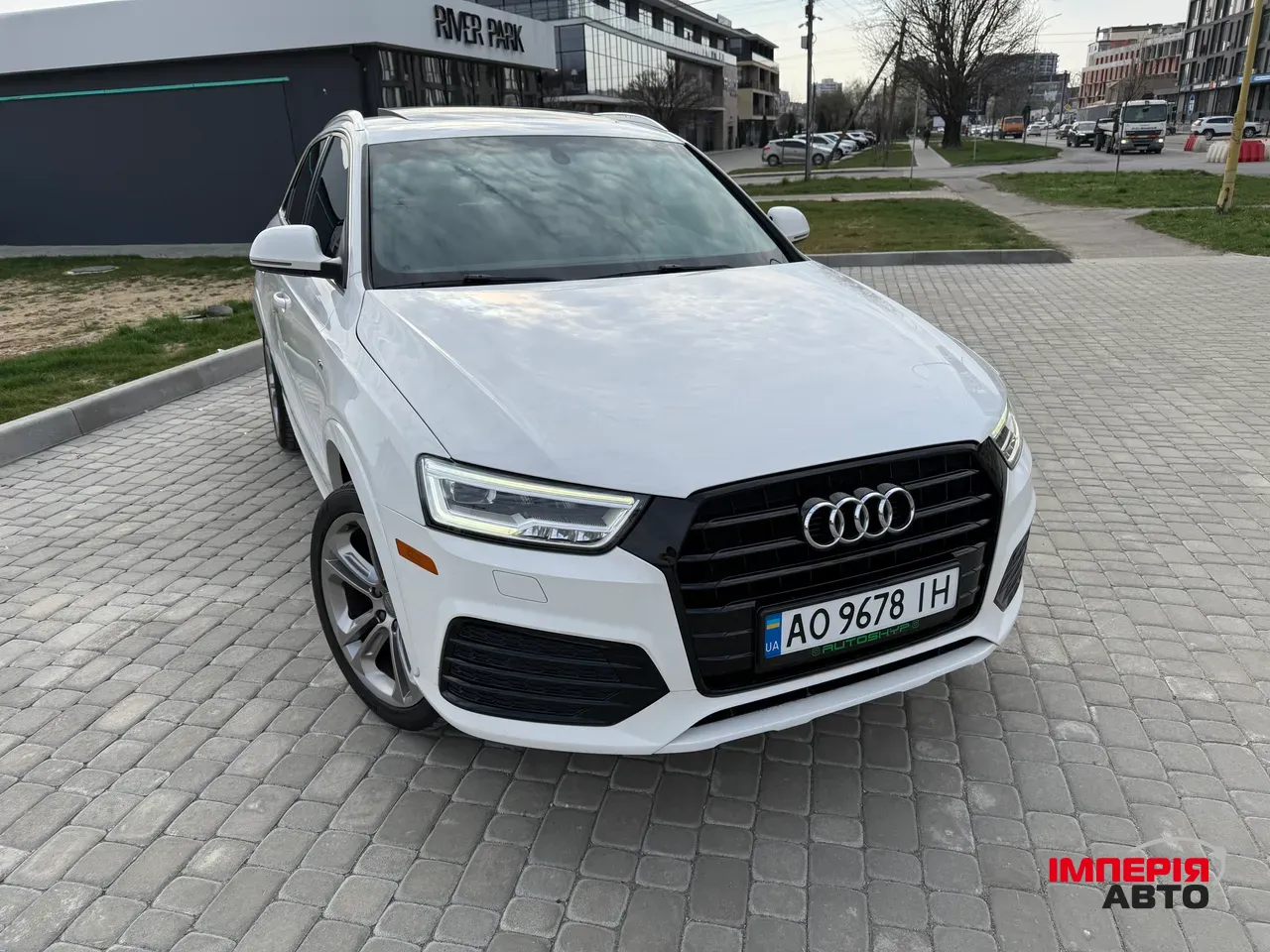 Audi Q3 - фото 2